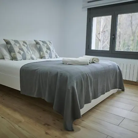 Holiday home Mosqueroles Casa En Castellfollit De La Roca